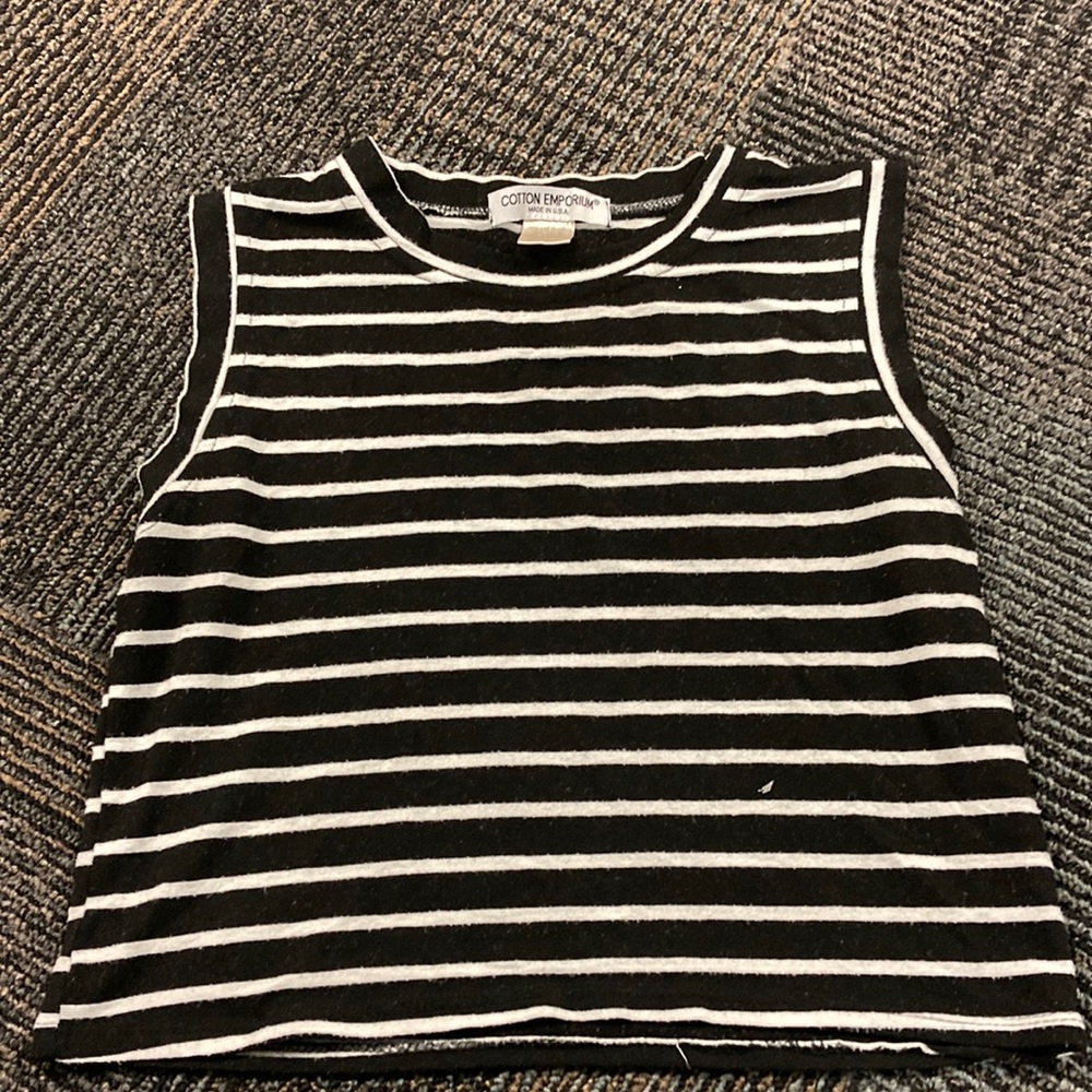 Black and White Crop top